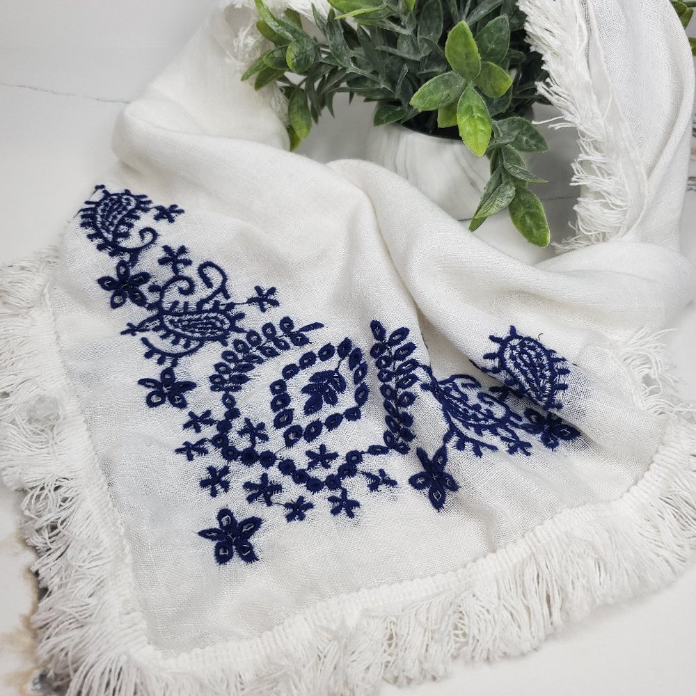2/$30 🔥 Boho Embroidered White Scarf